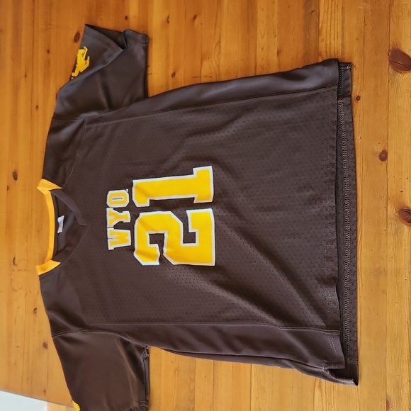 Pro Edge | Tops | University Of Wyoming Cowboys Large Vneck Jersey Style Like New Tiny Defect 2 
